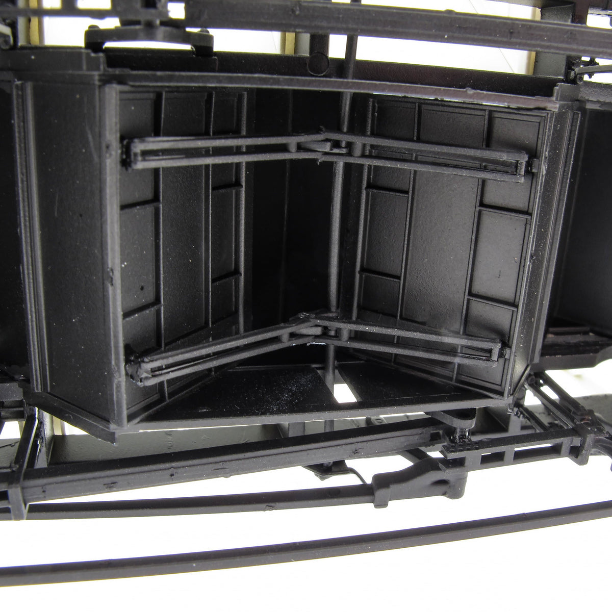BR 24.5T HOP24/HUO Coal Hopper - B - B334438