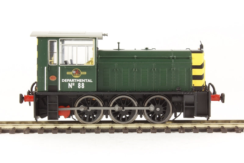 Class 05 - BR Green - Departmental 88 - OO Scale