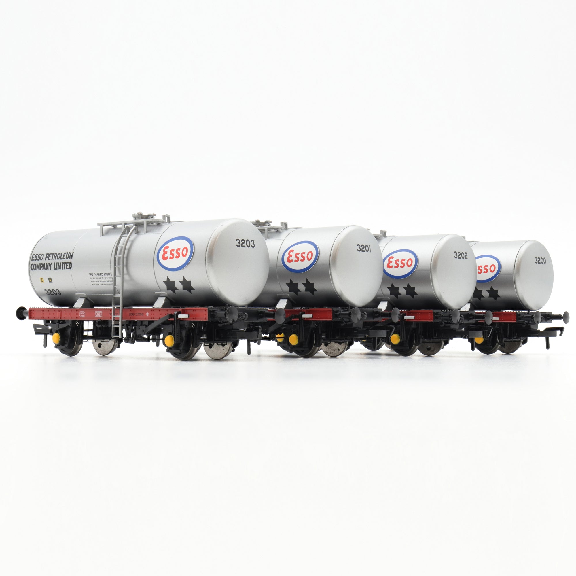 35T 'A' Tank - Esso Silver - Pakkaus 1 - OO-asteikko - Neljän pakkauksen setti