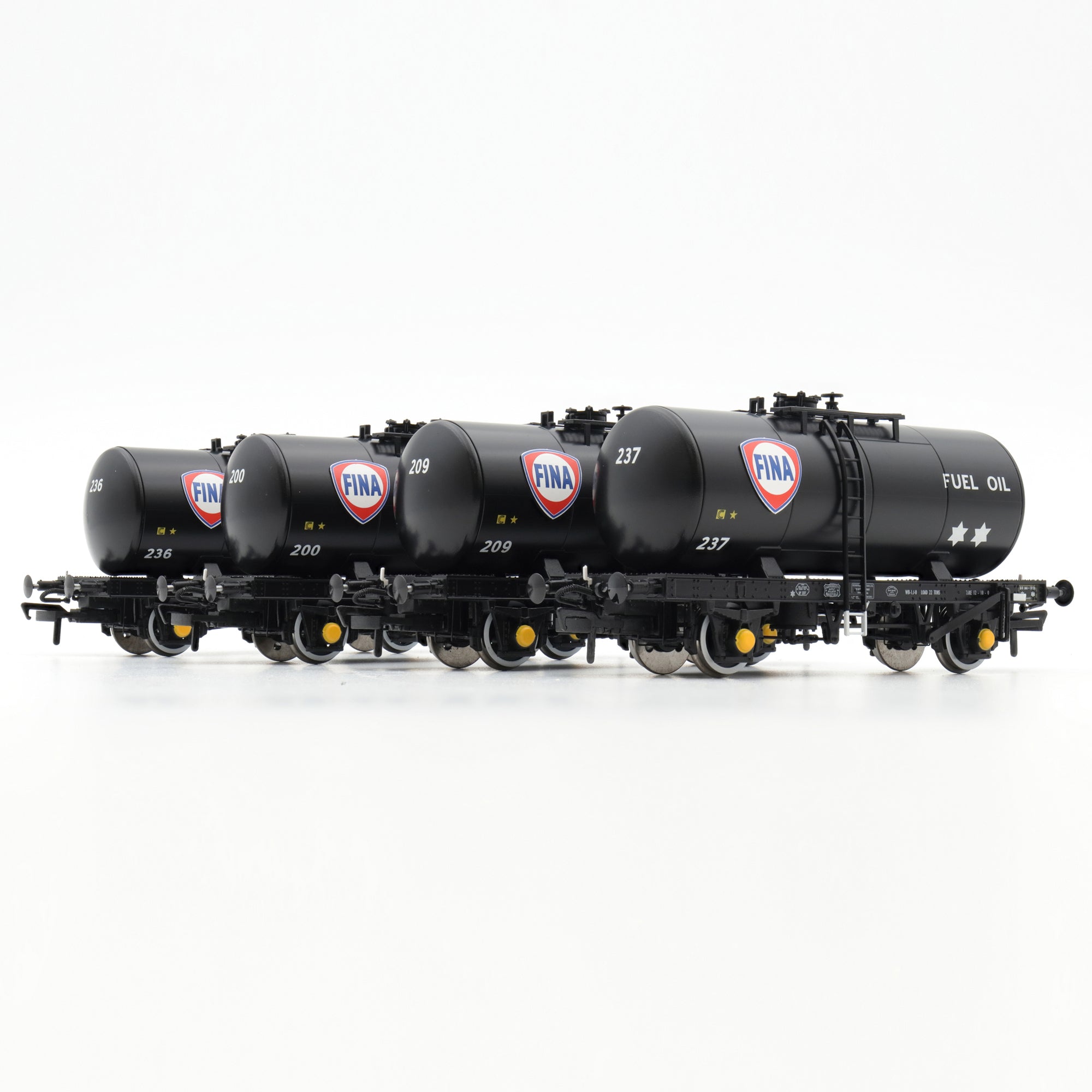 35T 'B' Tank - Fina - Set 1 - OO-schaal - Vierdubbele set