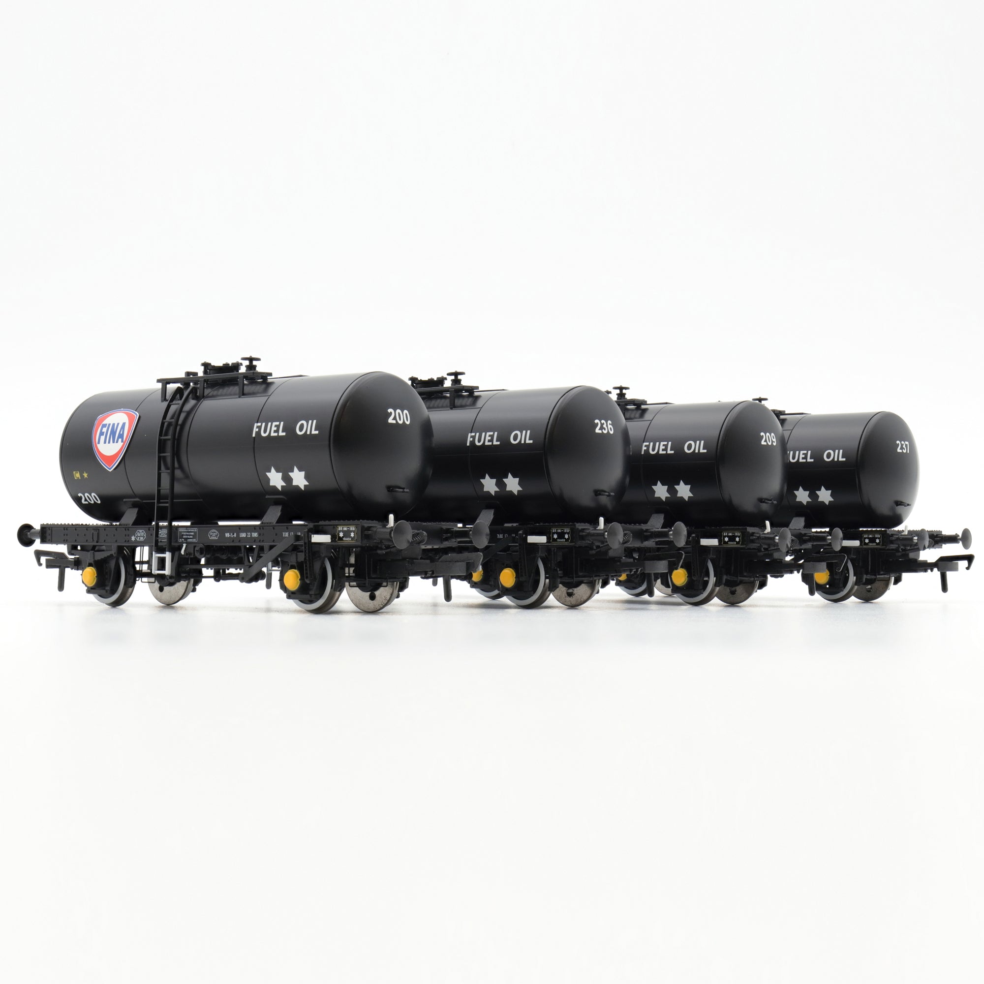 35T 'B' Tank - Fina - Set 1 - OO-schaal - Vierdubbele set