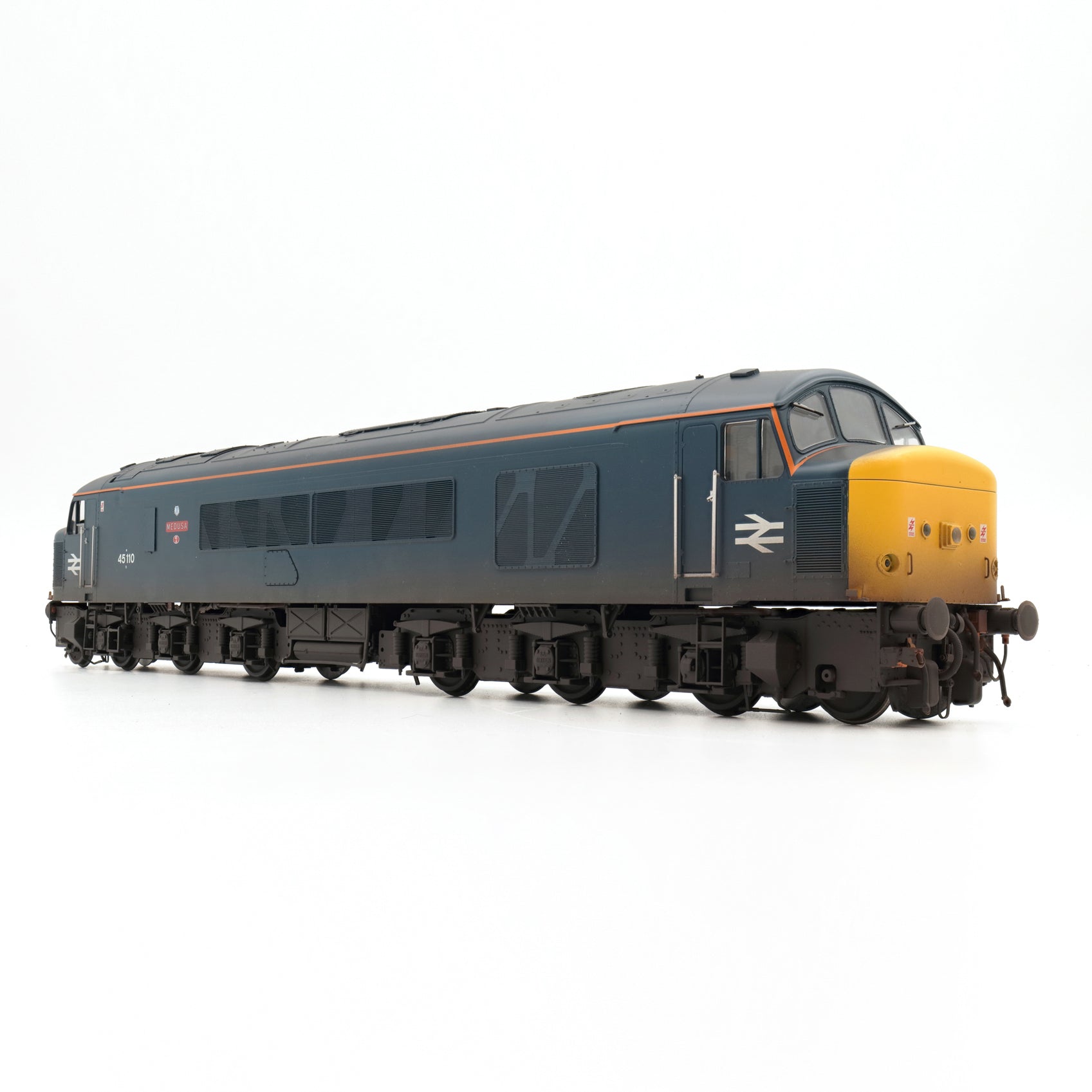 Class 45/1 - BR Blue - 45110 - O Scale - Weathered