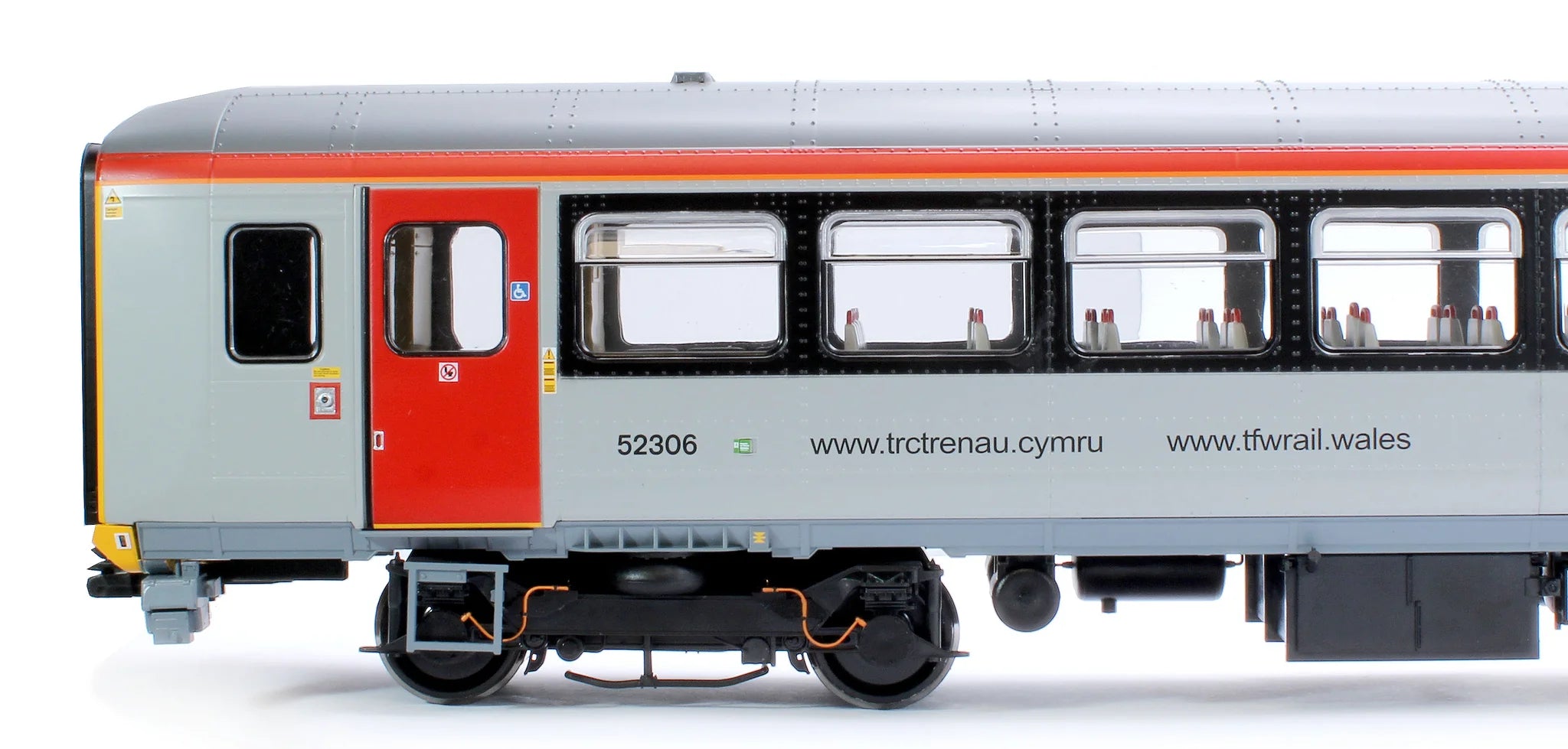 Class 153 - TFW - 153906 - O Scale