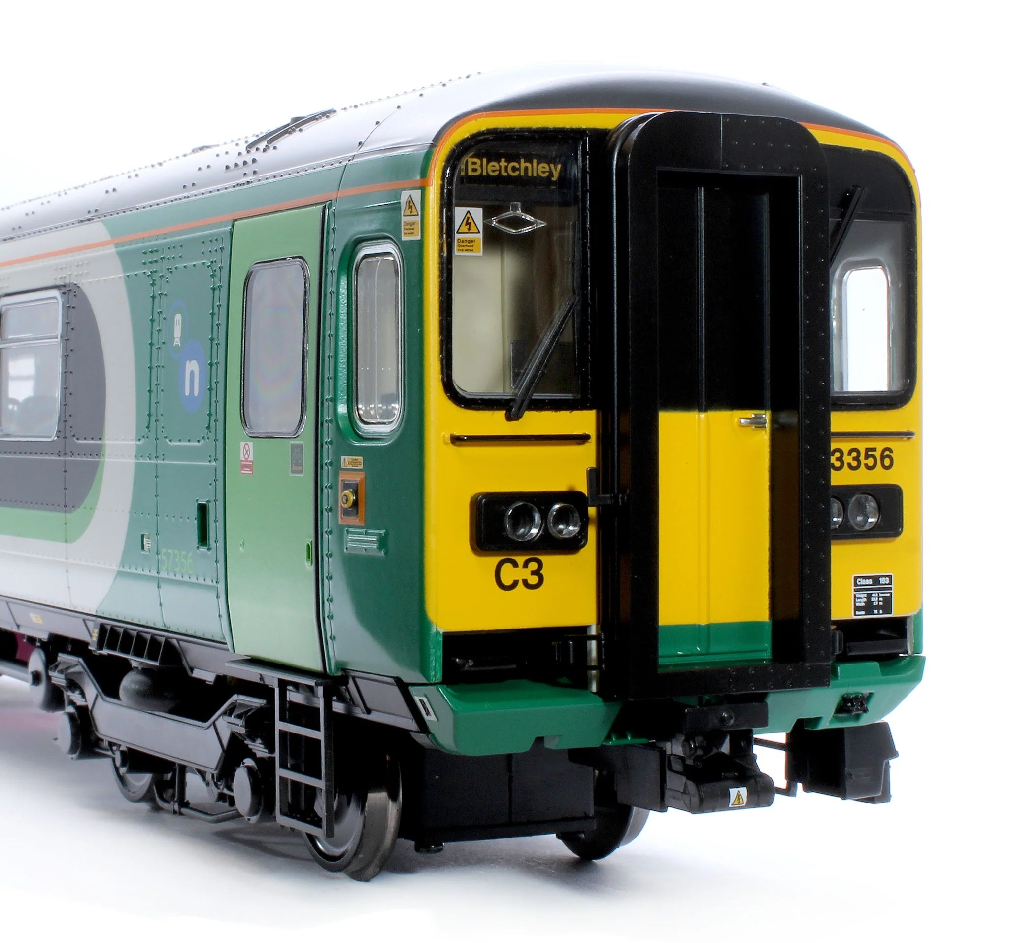 Class 153 - London Midland - 153356 - O Scale - DCC Sound Fitted