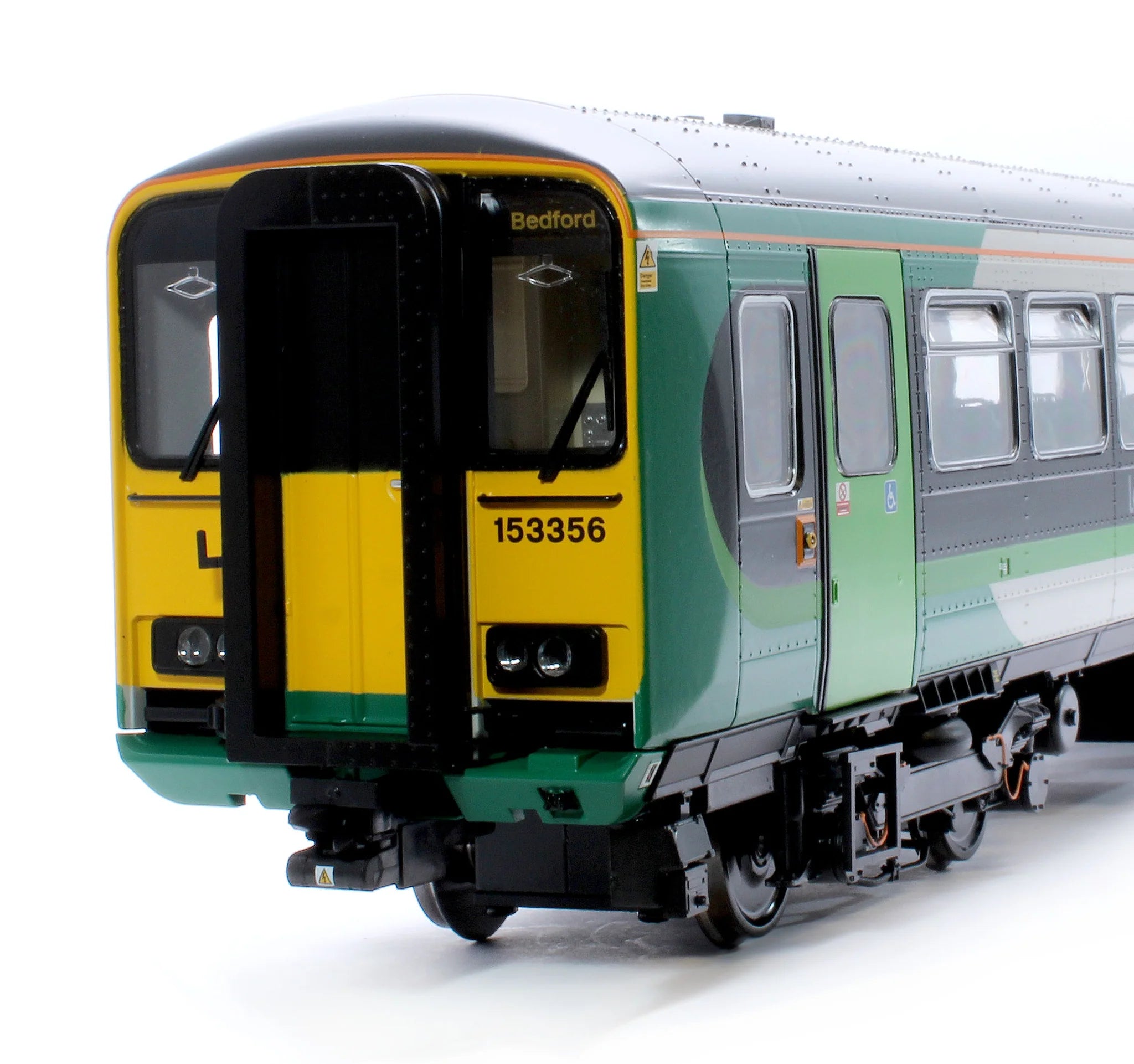 Class 153 - London Midland - 153356 - O Scale