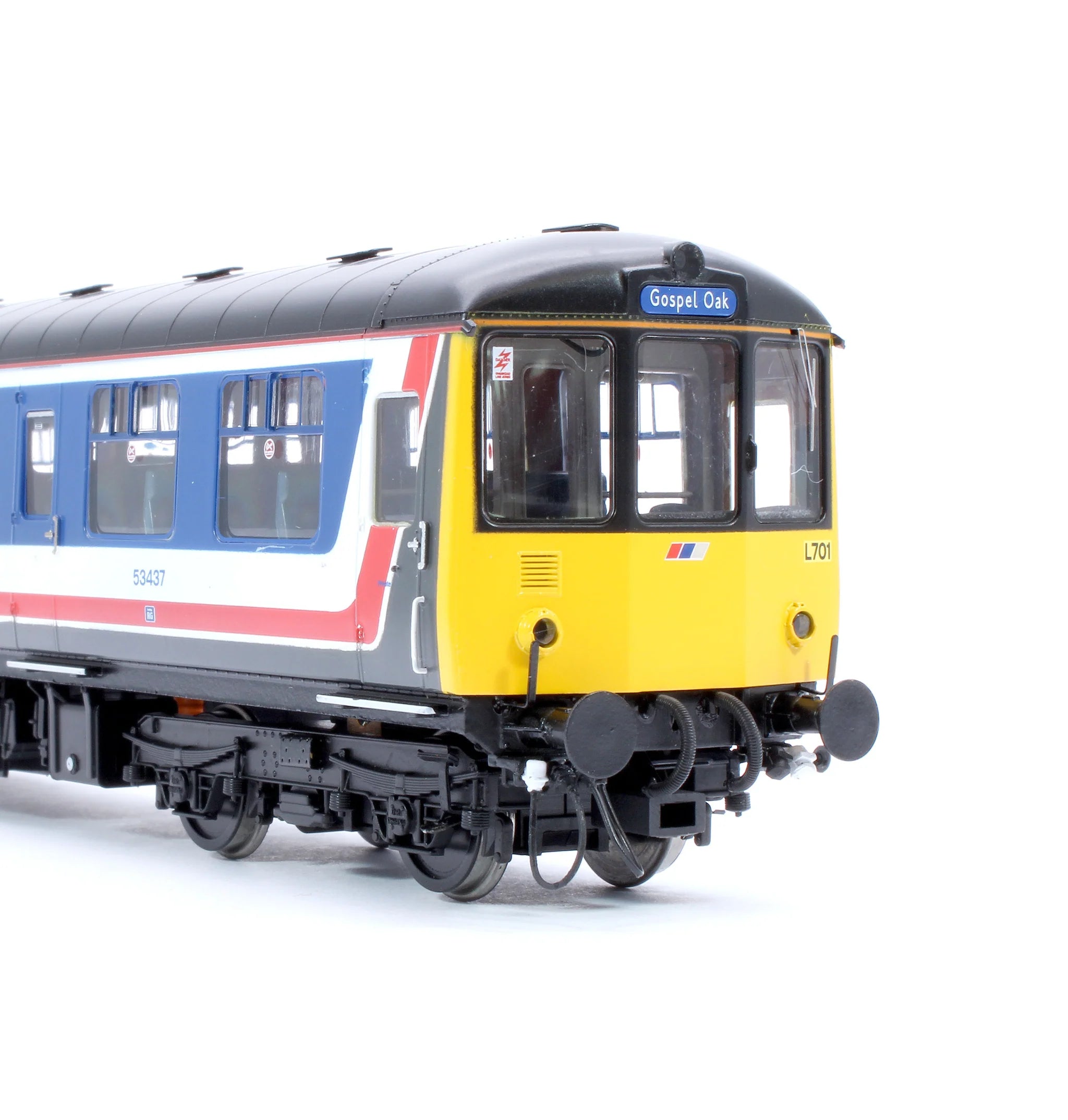 Class 104 - NSE - L701 - 53437+53479 - OO Scale