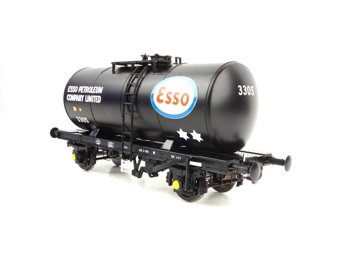 35T 'B' Tank - Esso Black - 3305 - O Scale