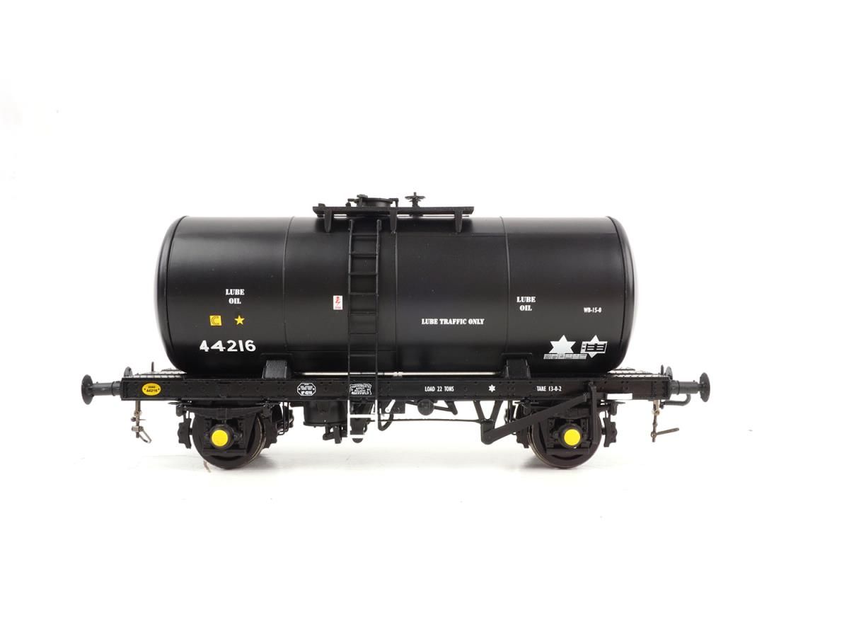 35T 'B' Tank - Esso Black - 44216 - O Scale